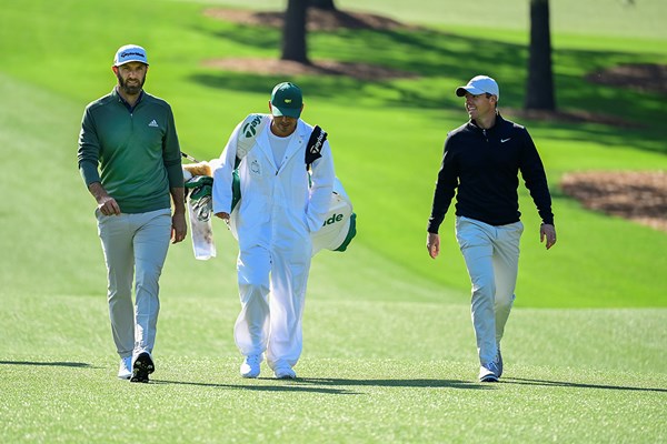 開幕3日前の5日に練習ラウンドに臨んだジョンソン（左）とマキロイ（提供：Augusta National Golf Club）