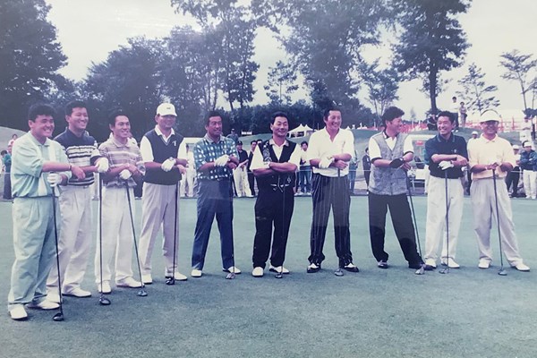 2021年 残したいゴルフ記録 ジーン・サラゼン ジュンクラシック 尾崎健夫（右から3番目）にとって忘れられない舞台となった。※写真は1997年／提供：ジュンクラシックCC