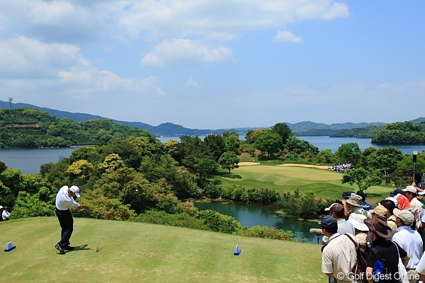2010年 日本プロゴルフ選手権大会 日清カップヌードル杯 最終日 12番ホール 12番、海の見えるホール。