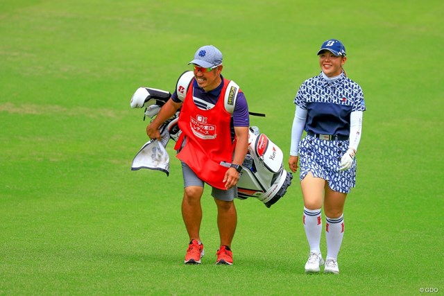 かわいいウェアを見てほしい 首位発進 吉田優利はコスメ好き 国内女子ツアー Lpga Gdo ゴルフダイジェスト オンライン