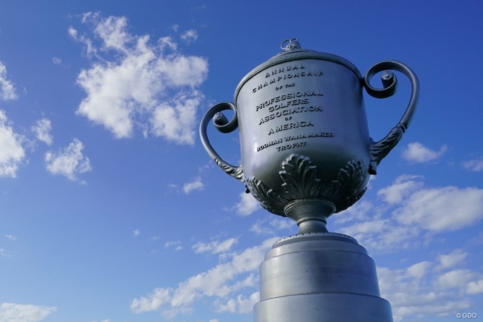 プロゴルファー世界一の称号・ワナメーカートロフィ― 2021年 全米プロゴルフ選手権 2日目 ワナメーカートロフィ―