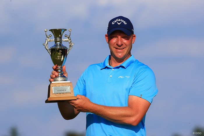 ショーン・ノリスが三つどもえのプレーオフを制し、ツアー5勝目を挙げた 2021年 ゴルフパートナー PRO-AMトーナメント 4日目 ショーン・ノリス