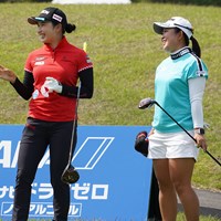 小祝さくら（左）は浅井咲希と練習ラウンド 2021年 ヨネックスレディスゴルフトーナメント 事前 小祝さくら