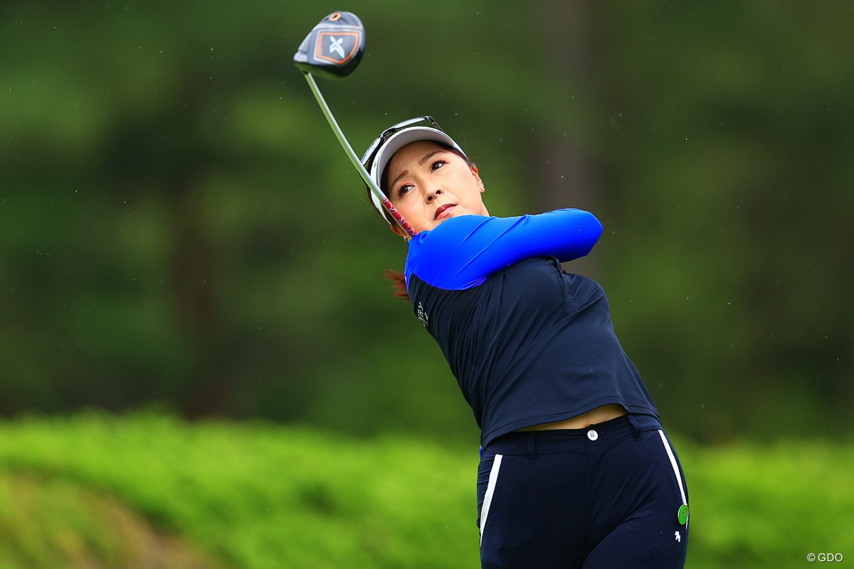2021年 宮里藍サントリーレディスオープンゴルフトーナメント 3日目 青木瀬令奈