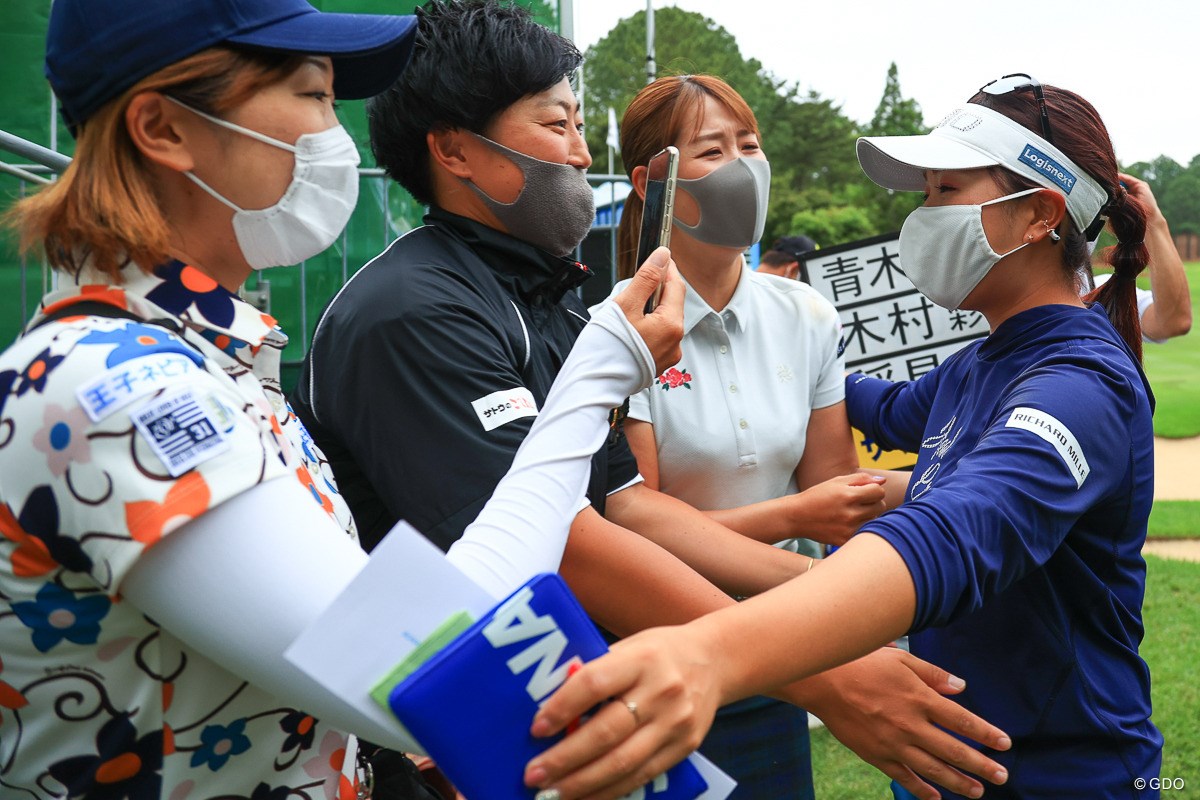 2021年 宮里藍サントリーレディスオープンゴルフトーナメント 最終日 青木瀬令奈