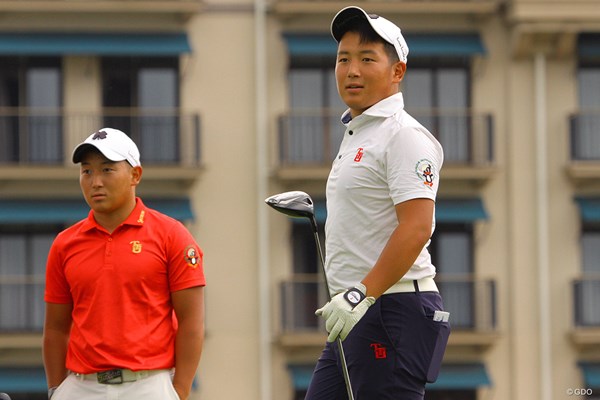 双子そろってツアー初参戦。兄の黒川逸輝（右）と黒川航輝