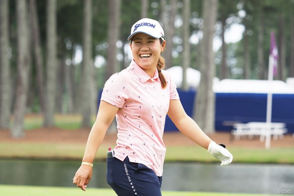 2021年 KPMG全米女子プロゴルフ選手権 事前 畑岡奈紗 練習ラウンドで笑顔を見せる
