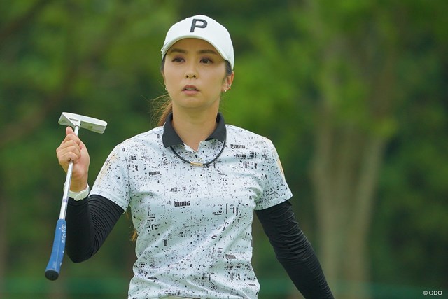 平均 26 75 グリーン上の菊地絵理香を支えたパター 国内女子ツアー Lpga Gdo ゴルフダイジェスト オンライン