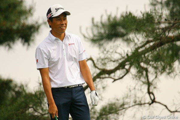 2010年 ダイヤモンドカップゴルフ 初日 兼本貴司 大会連覇を狙う兼本貴司は、石川遼、青木功とのラウンドでイーブンパーの52位タイと静かなゴルフとなった
