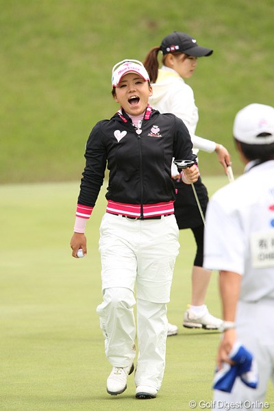 2010年 ヨネックスレディスゴルフトーナメント 2日目 有村智恵