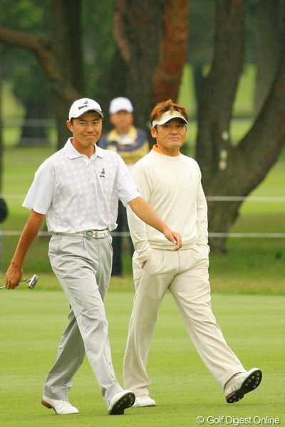 2010年 ダイヤモンドカップゴルフ 3日目 丸山茂樹 横尾要 日大の先輩後輩。先輩を慕う横尾は終始楽しそうにラウンドしていた