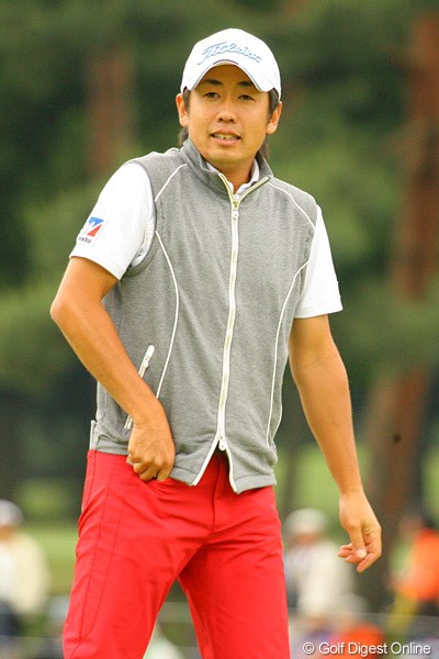 2010年 ダイヤモンドカップゴルフ 最終日 河野晃一郎 4アンダー21位タイに終わったが、終始笑顔を絶やさず楽しそうにラウンドしていた河野晃一郎