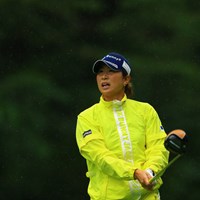 派手色レインウェア 2021年 NEC軽井沢72ゴルフトーナメント 2日目 木戸愛