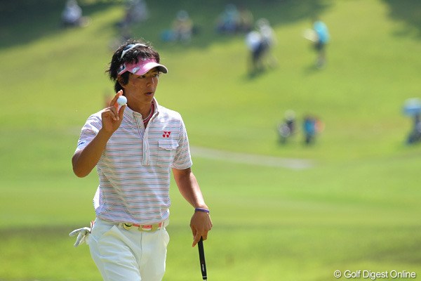 2010年 日本ゴルフツアー選手権 シティバンク カップ 宍戸ヒルズ 3日目 石川遼 4番でこの日2つ目のバーディ。このままスコアを伸ばすかと思われたが…
