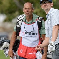 キャディさんともどもなかなか表情豊かです(Stan Badz/PGA TOUR) 2022年 フォーティネット選手権 3日目 ジム・クノウス