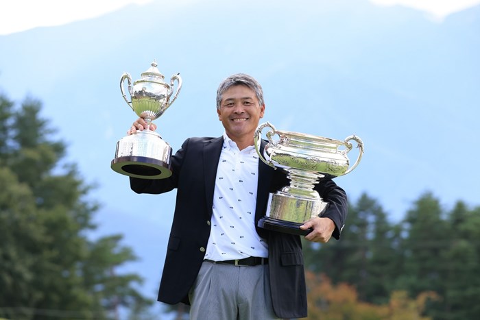 手嶋多一が「日本一」2冠を達成（提供：日本ゴルフ協会） 2021年 日本シニアオープンゴルフ選手権競技 4日目 手嶋多一