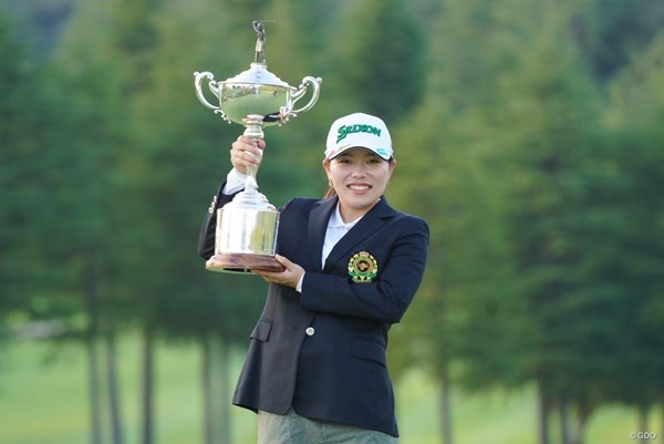 2021年 日本女子オープンゴルフ選手権  最終日 勝みなみ 2位に6打差をつけて初メジャータイトルを獲得した勝みなみ