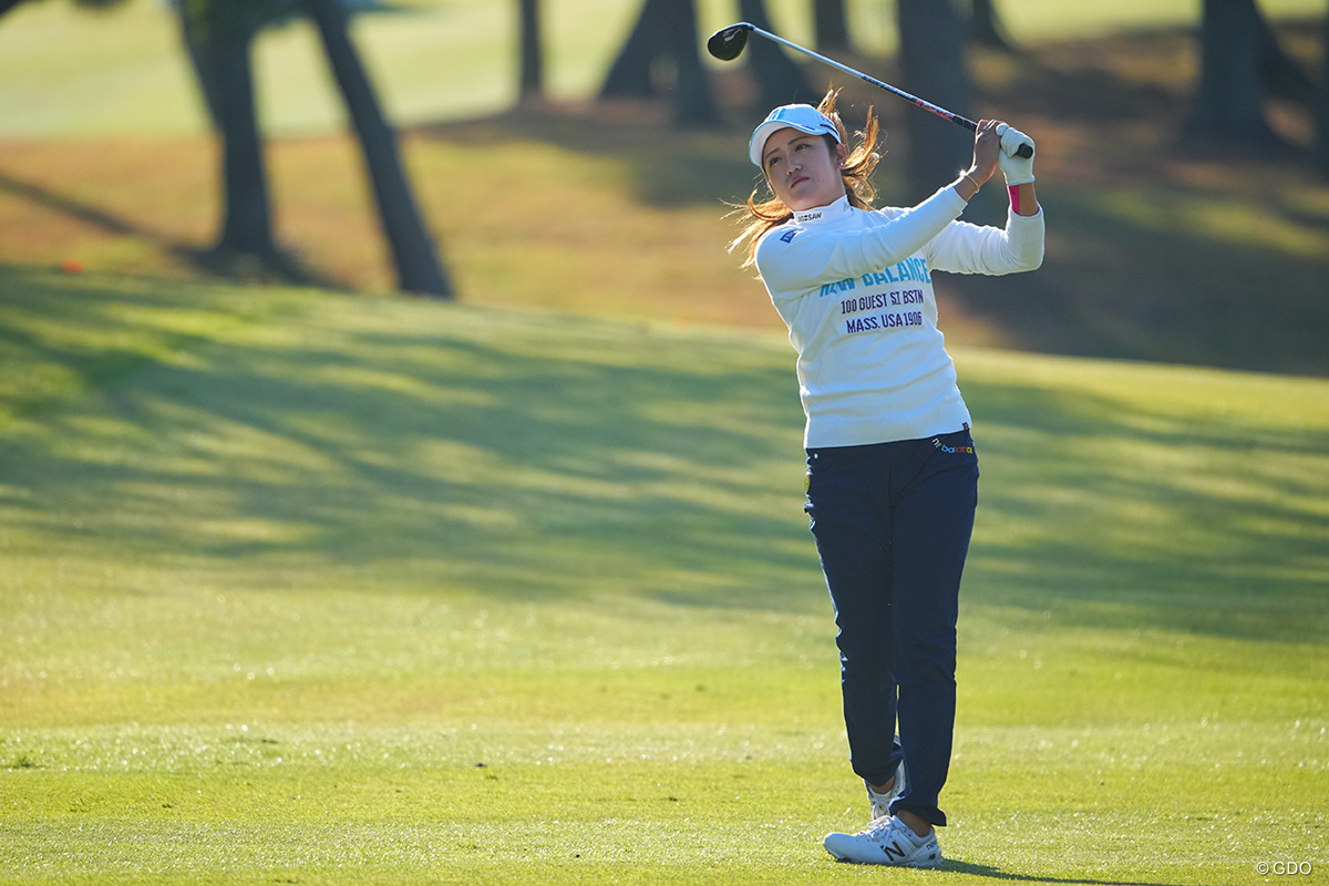 腰痛抱えながらも5位浮上 気になる稲見萌寧の状態