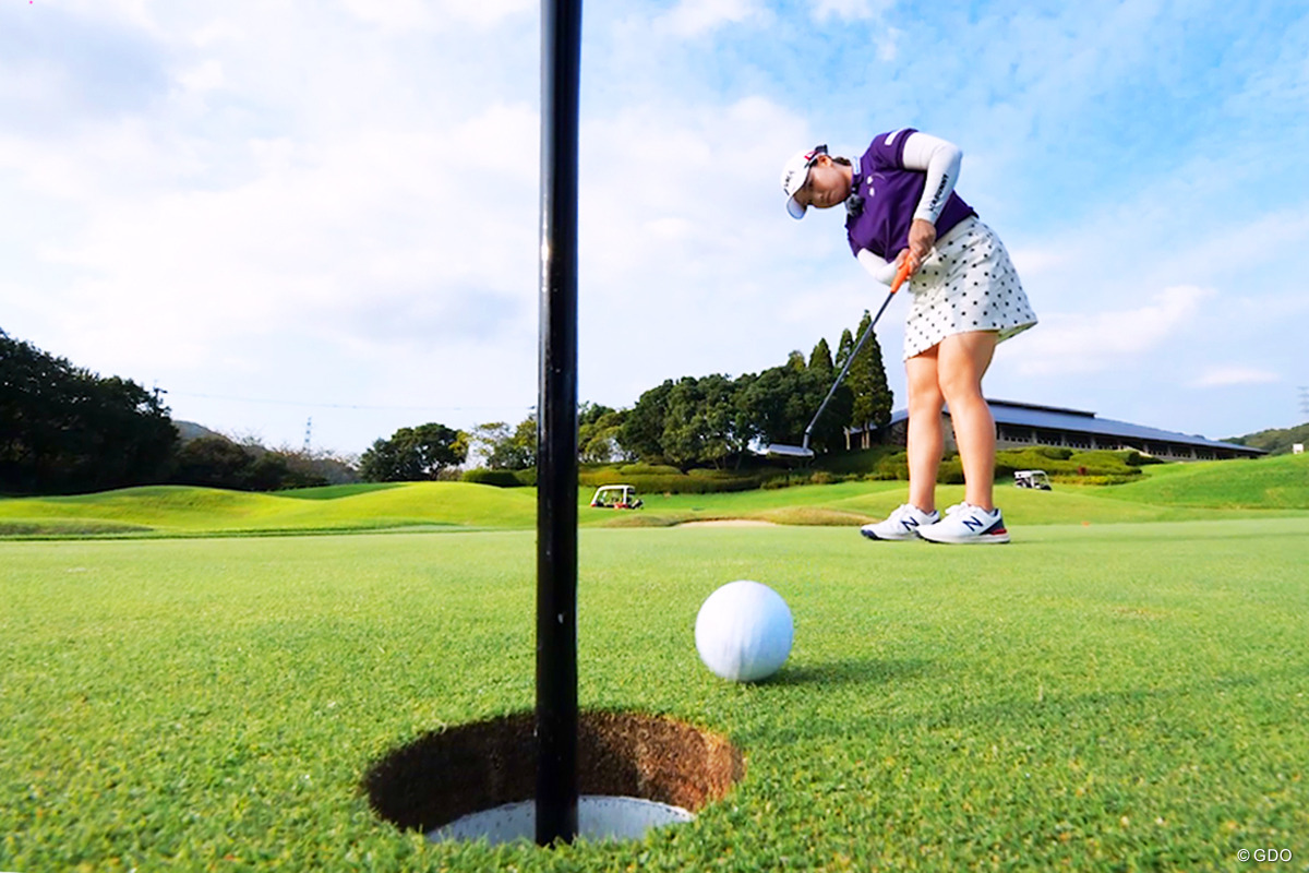 朝のパッティング練習 プロはちょっと違う！ 後藤未有