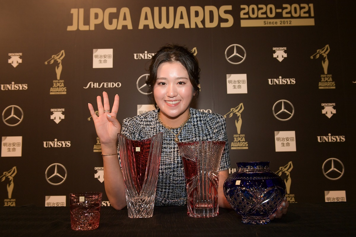 稲見萌寧が4冠達成 最優秀選手は古江彩佳／JLPGAアワード【国内女子