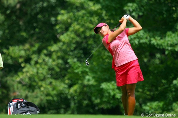 2010年 LPGAチャンピオンシップ 初日 イ・ソンファ 今シーズン、あとどれくらい日本ツアーに出場するのかな？ 首位タイのイ・ソンファ