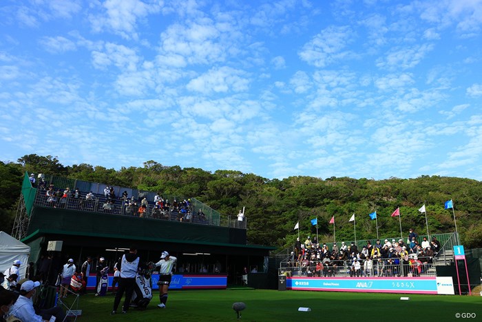 ”ひな祭り”の午前8時半に開幕 2022年 ダイキンオーキッドレディスゴルフトーナメント  初日 ダイキンオーキッドレディス
