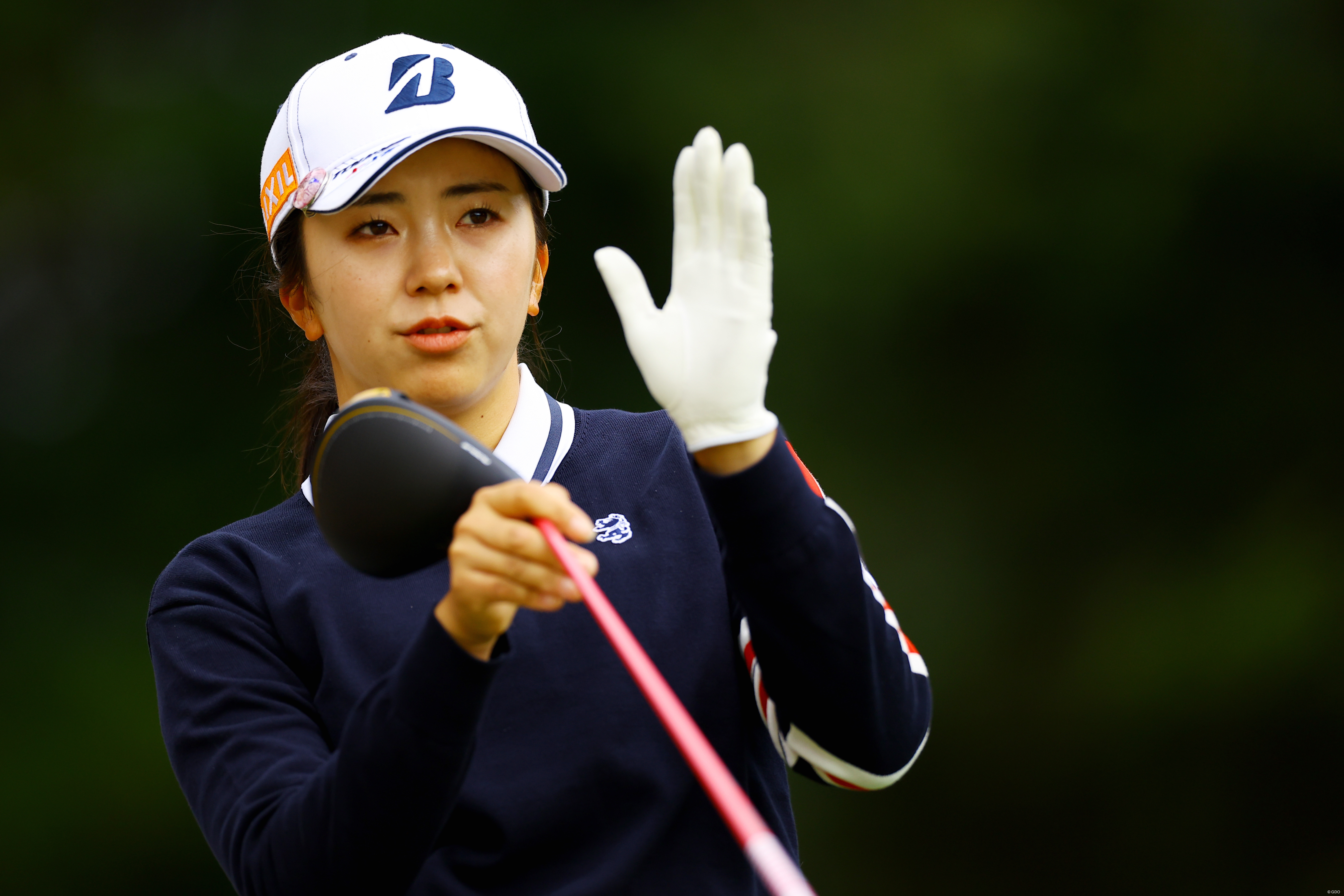 堀琴音が単独首位 高橋彩華1打差2位に浮上
