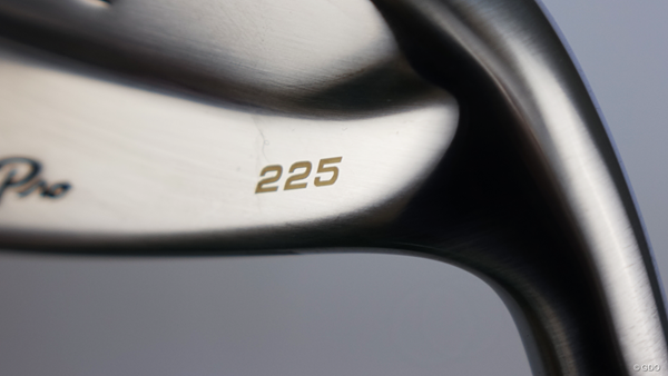 ミズノプロ 225 アイアンを筒康博が試打「長年のファンは戸惑うかも」 『ミズノ鍛造アイアン史上最高反発』とPRされている225