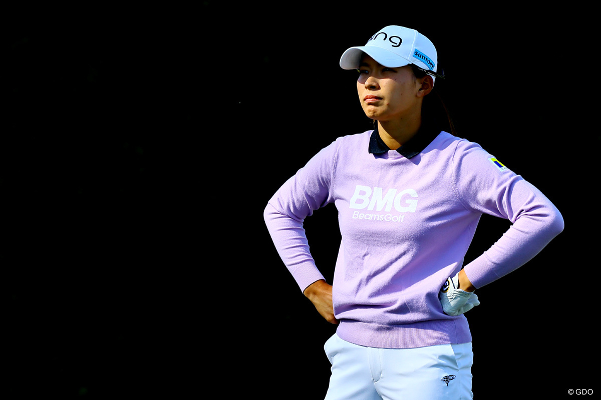 ピン直撃のショットに「あれっ？」 渋野日向子は距離感にハテナの連続