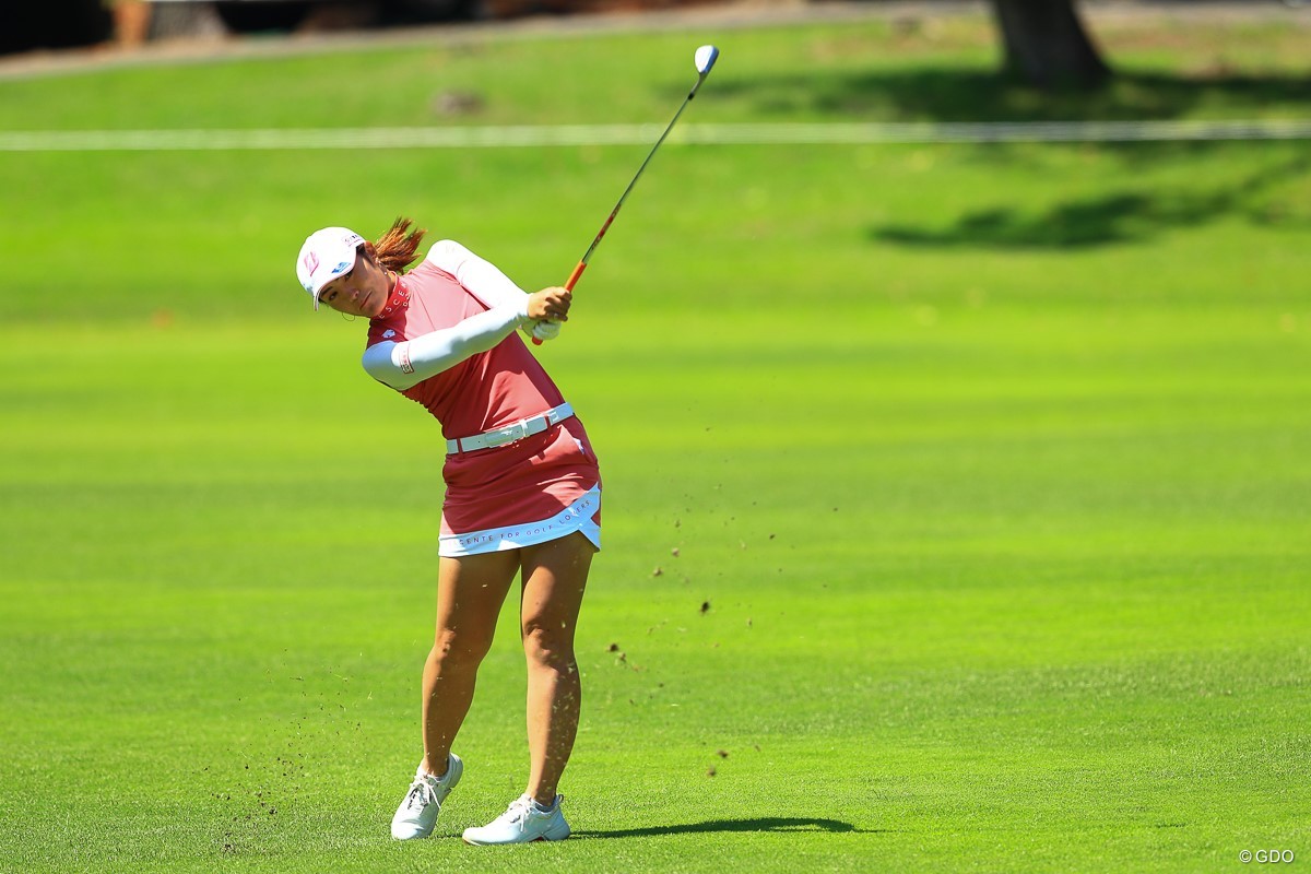 渡邉彩香 思い切りの良さを大事に 今季4度目の最終日最終組へ 国内女子ツアー Lpga Gdo ゴルフダイジェスト オンライン