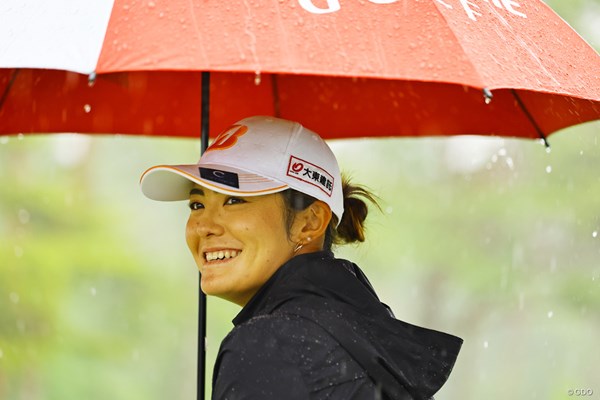 あまりの雨に笑ってしまう