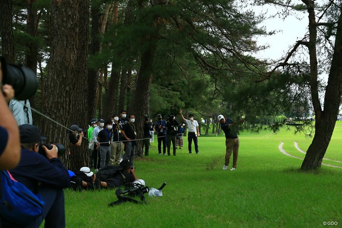 カメラマンも記者もギャラリーも松坂大輔さんに興味津々 2022年 ゴルフパートナー PRO-AMトーナメント 3日目 アマチュア