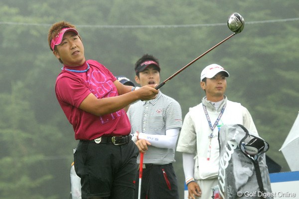2010年 長嶋茂雄 INVITATIONAL セガサミーカップゴルフトーナメント 初日 高山忠洋