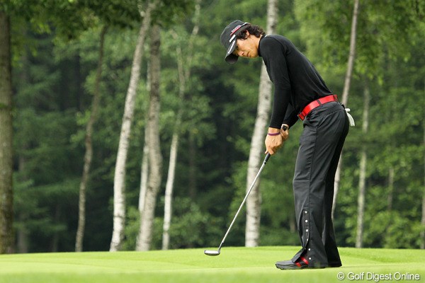 2010年 長嶋茂雄 INVITATIONAL セガサミーカップゴルフトーナメント 2日目 石川遼 プロ転向後、競技では初めてクロスハンドでプレーを続けた石川遼