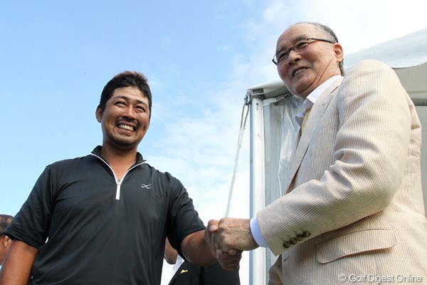 2010年長嶋茂雄 INVITATIONAL セガサミーカップゴルフトーナメント 最終日 小山内護＆長嶋茂雄氏
