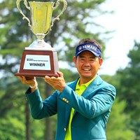 藤田寛之がシニアツアー初優勝を飾った（提供：日本プロゴルフ協会） 2022年 スターツシニアゴルフトーナメント 最終日 藤田寛之