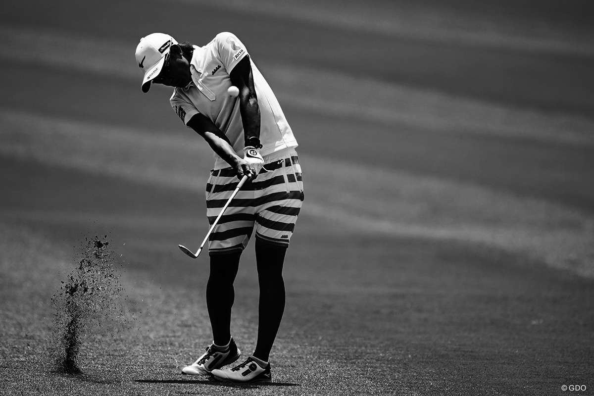 おくさん 青木瀬令奈が単独首位浮上 吉田優利は1打差2位 【国内女子ツアー LPGA