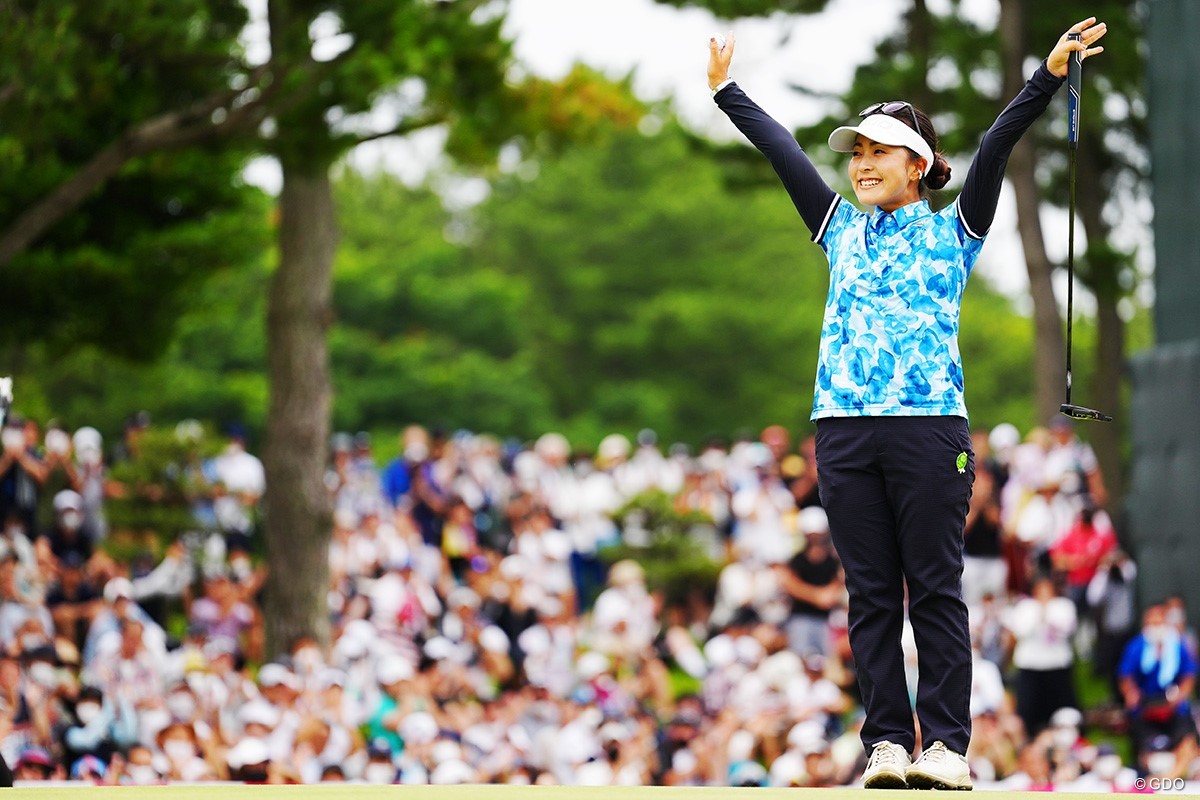 青木瀬令奈 ノートにつづってつかみ取った「人生を変えられる3勝目」【国内女子ツアー LPGA】｜GDO ゴルフダイジェスト・オンライン