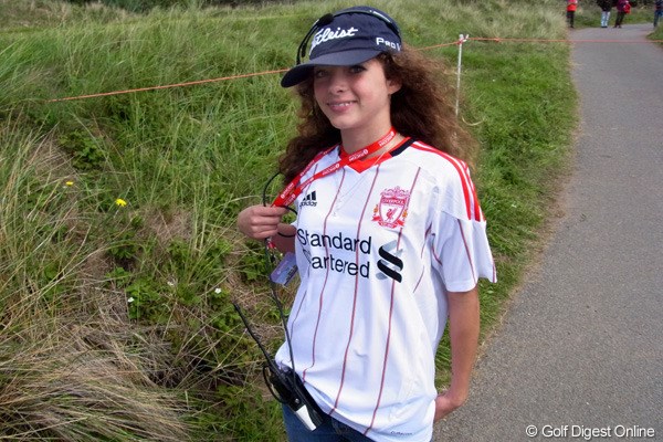 2010年 全英リコー女子オープン最終日 ギャラリー リバプール・フットボールクラブのユニフォームを着ています