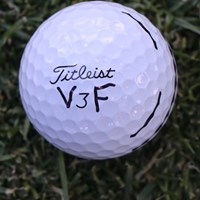 子どものイニシャルが書かれたボール(Courtesy of GolfWRX) 2022年 3Mオープン 事前 トニー・フィナウ