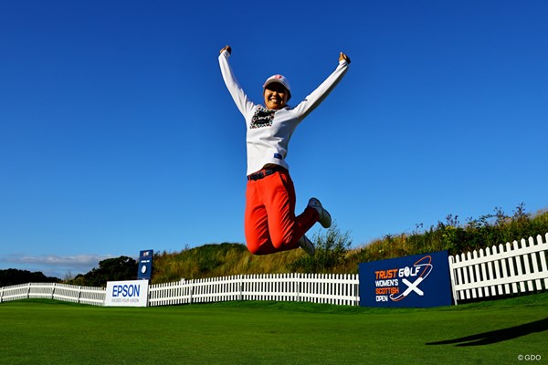 2022年 トラストゴルフ スコットランド女子オープン 最終日 古江彩佳 ゴルフ発祥の地でジャンプ！