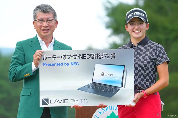 2022年 NEC軽井沢72ゴルフトーナメント 最終日 岩井千怜 パソコン、買い換えたいのよ。