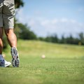 スパイクレスの軽量性は長時間歩くゴルフではメリットしかない（撮影：Gran角田慎太郎）