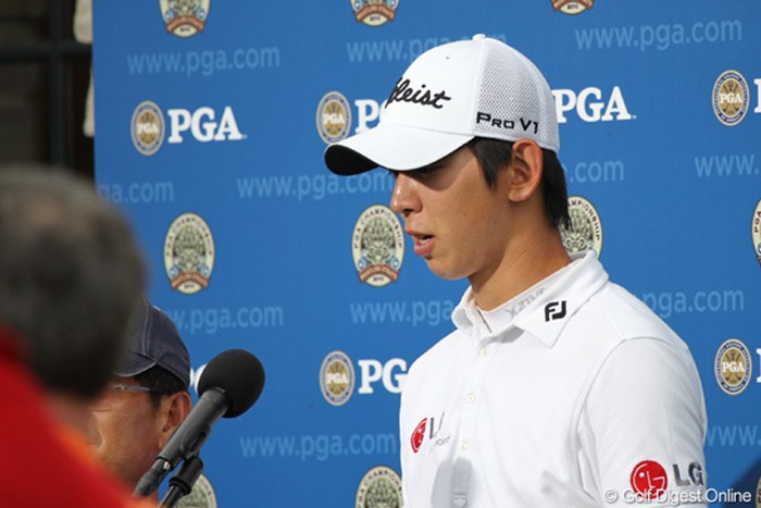 暫定3位タイのノ・スンヨル（韓国）が共同インタビューに呼ばれた 2010年 全米プロゴルフ選手権2日目 ノ・スンヨル