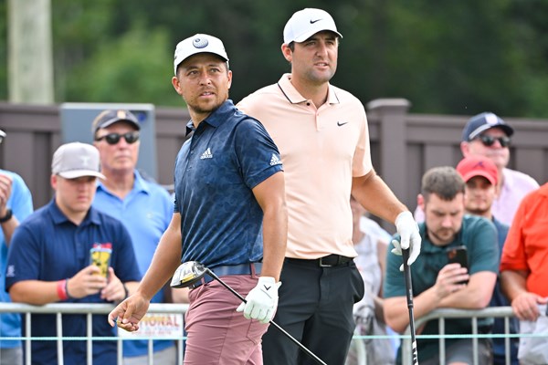 イーグル締めのシャウフェレが「63」をマークし、シェフラーと2打差に迫った(Ben Jared/PGA TOUR via Getty Images)