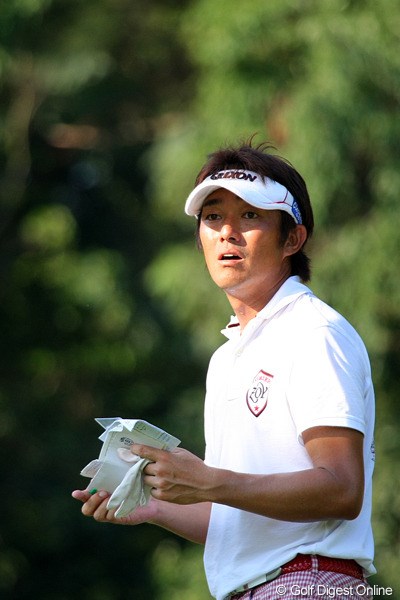2010年 関西オープンゴルフ選手権競技初日 山下和宏 「とりあえず明日までは気分が良いですね！」と終始笑顔だった山下和宏