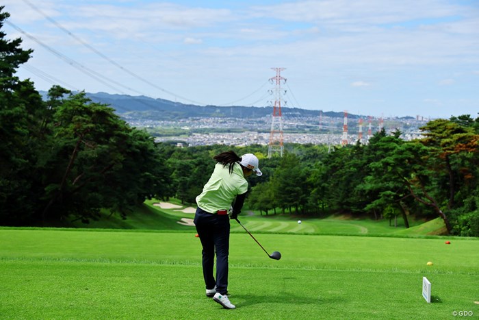 17番T。アップダウンがやばそう 2022年 日本女子プロゴルフ選手権大会コニカミノルタ杯 事前 堀琴音