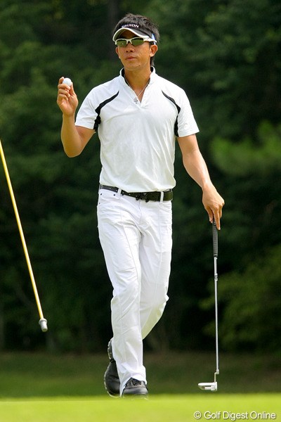 2010年 関西オープンゴルフ選手競技3日目 上井邦浩 4ストローク落とし、優勝争いから脱落した上井邦浩