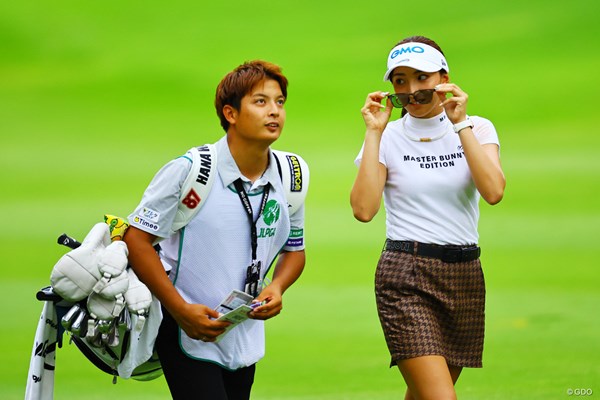 2022年 日本女子プロゴルフ選手権大会コニカミノルタ杯  2日目 脇元華 同年代の男子プロがキャディ。マネジメントはおまかせ