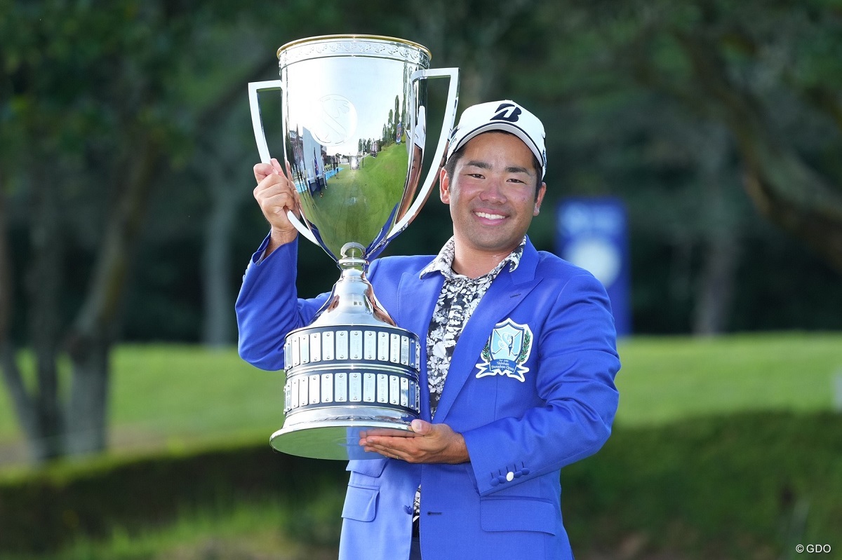 比嘉一貴が5打差逆転で今季3勝目 河本力5位